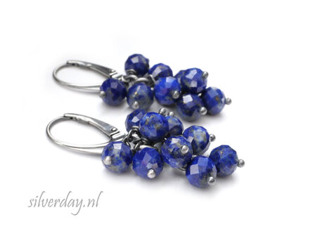 Handgemaakte oorbellen met Lapis Lazuli