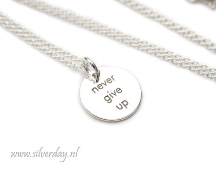 Sterling Zilveren Ketting- &quot;Never Give Up&quot;