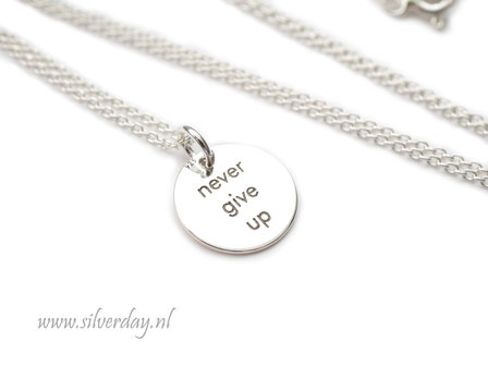 Sterling Zilveren Ketting- &quot;Never Give Up&quot;